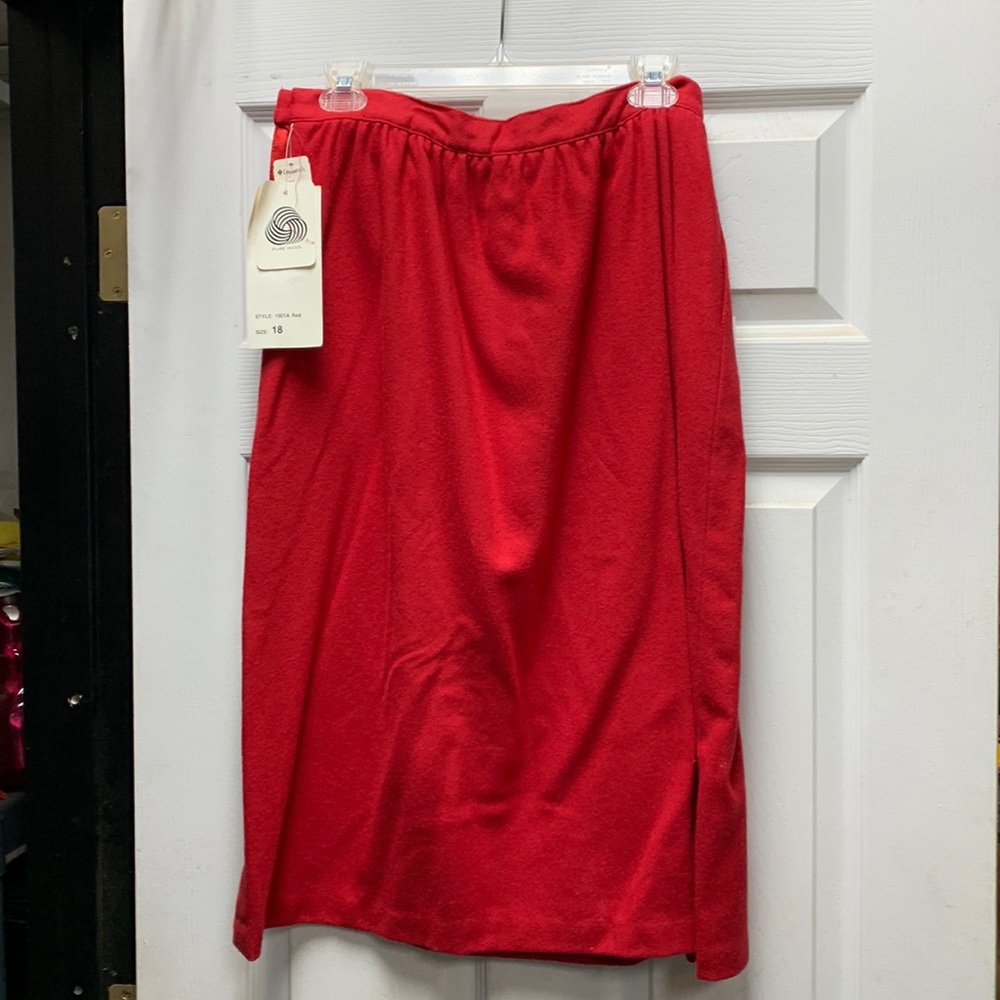 Red wool skirt size 18